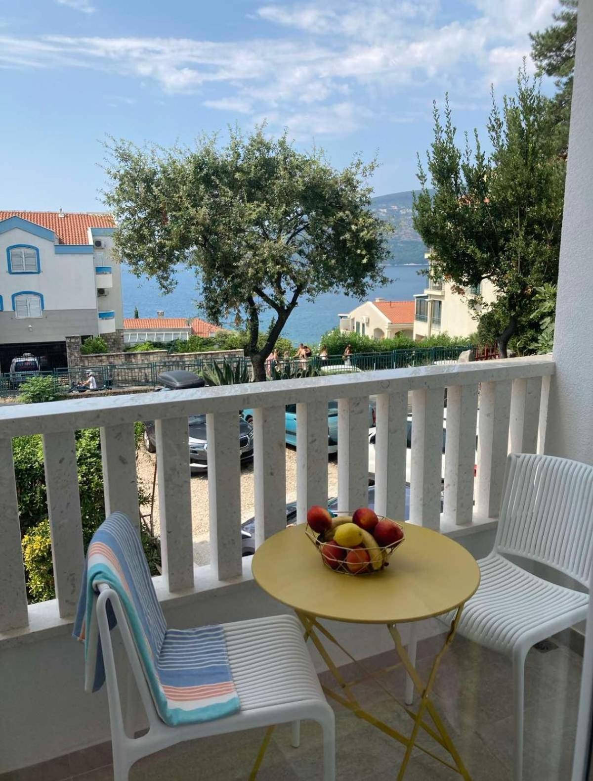 Apartments Milicevic Herceg Novi Ngoại thất bức ảnh
